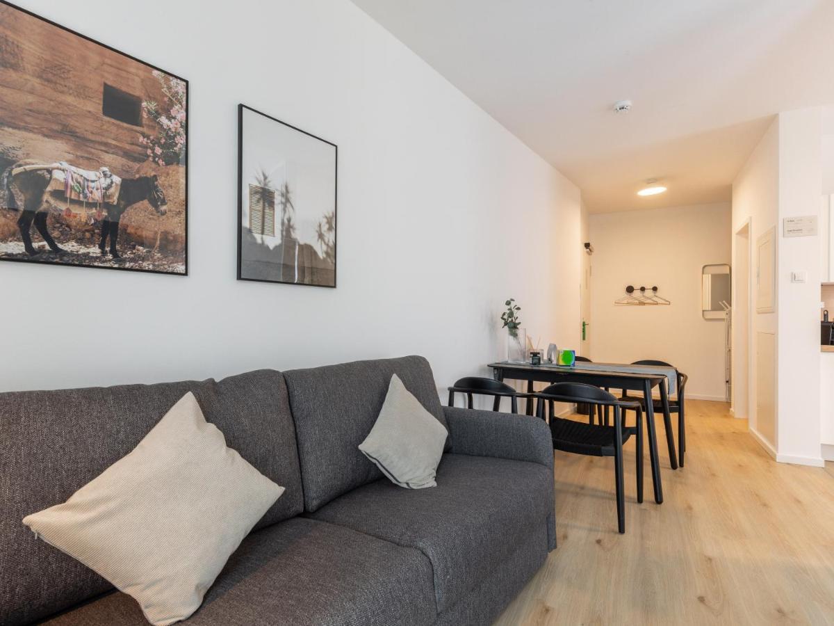 Limehome Guetersloh Eickhoffstrasse Buitenkant foto